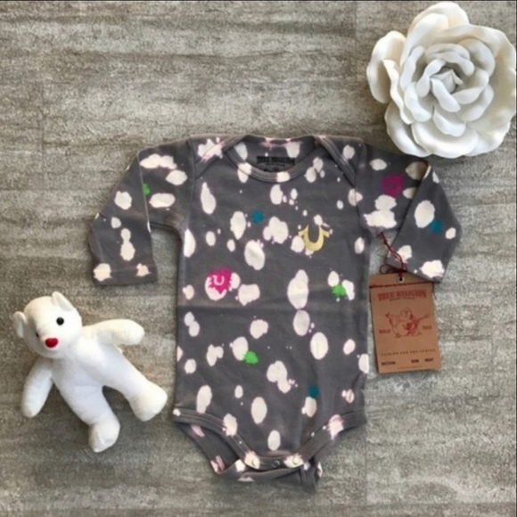 True Religion baby onesie, splatter paint, NWT - Picture 6 of 9